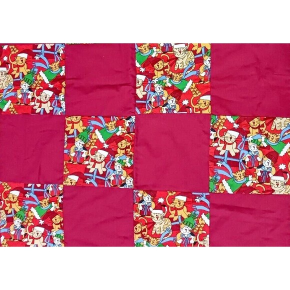 Handmade Christmas Cat Lap Blanket Mini Quilt Flannel Back Baby Nursery 33"x37" - Picture 1 of 5